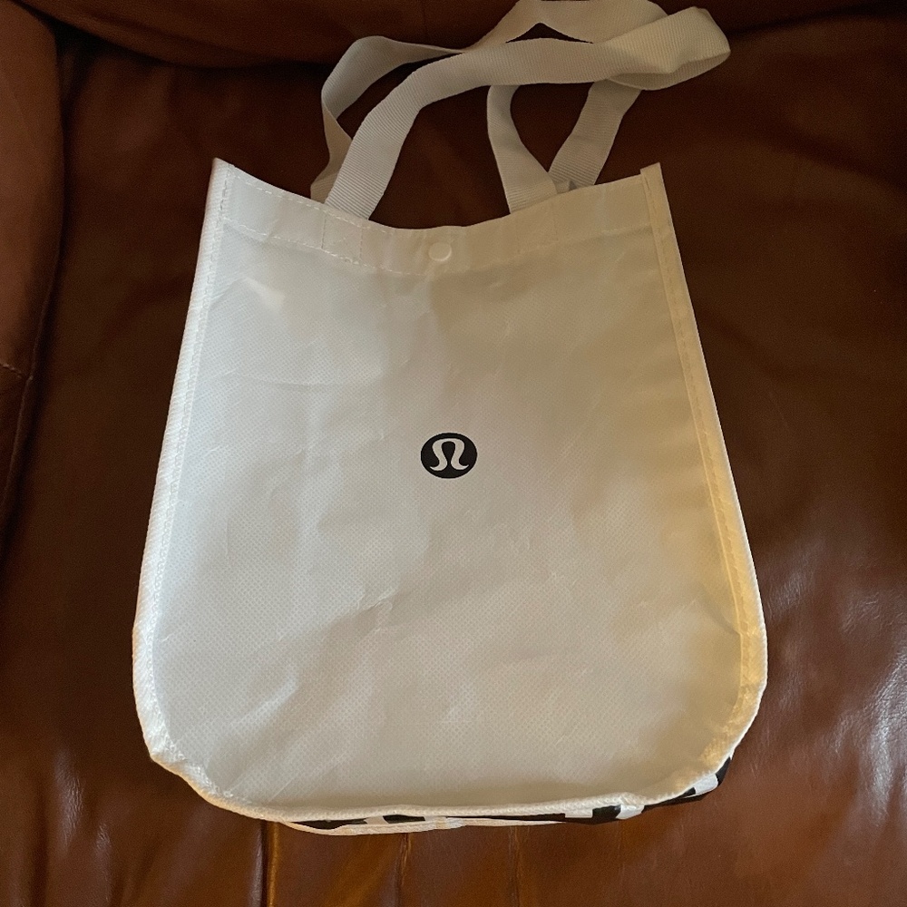Lululemon reusable tote bag black and white and 12x10”